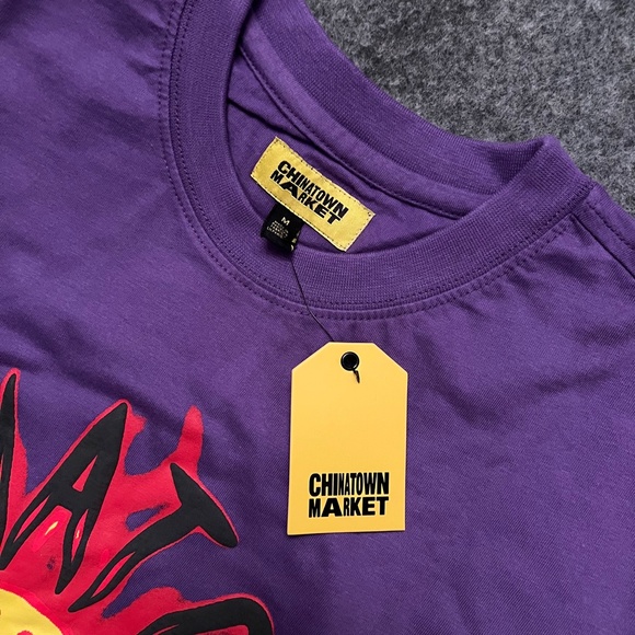 CHINATOWN MARKET "Smack" Purple Puff Print S/S Shirt MEDIUM NWT CTM - Picture 3 of 7